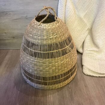 Colgante artesanal Giong chico de seagrass de 36 x 34 cm