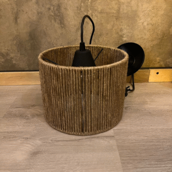 Colgante Artesanal Modelo Mini Gisli en yute 20 x 15 cm