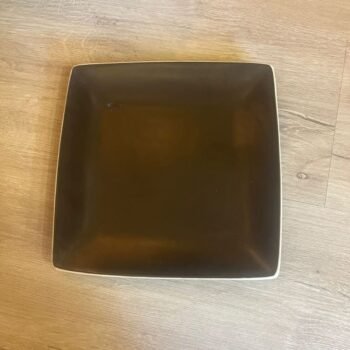Set de 4 Platos de ceramica modelo Tunez negro con borde natural de 19 cm