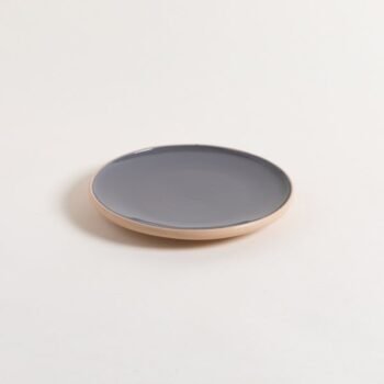Plato para postre de ceramica modelo Kamii color gris y beige de 20 cm