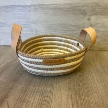 Cesto / Panera redonda de soga blanca combinado con yute y manijas de cuero de 18 x 8 cm