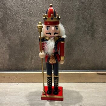 Adorno navideño Cascanueces / nutcrackers con cetro artesanal de madera de 30 cm