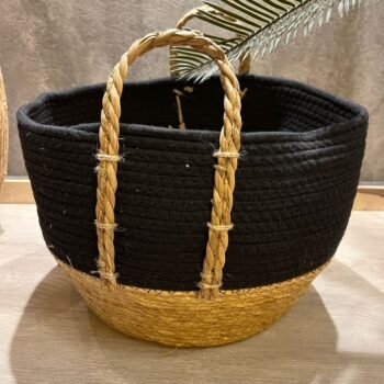 Canasto con asas de fibras naturales combinado con negro grande de 35 x 26 cm