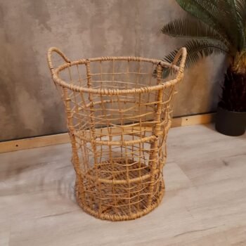 Cesto de metal con red de hilos kraft chico de 35 x 48 cm