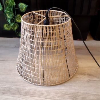 Colgante Artesanal de Hilo Kraft modelo Gino de 40 x 30 cm