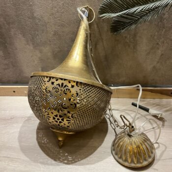 Colgante de metal color bronce calado estilo Marroqui de 25 x 47 cm