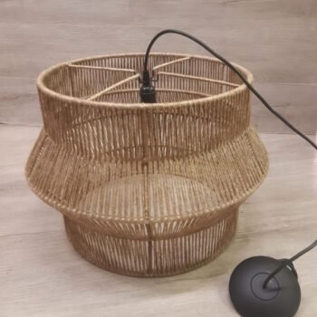 Colgante artesanal de hierro con hilo de yute modelo Olaf 50 x 35 cm