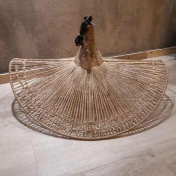 Colgante artesanal modelo Yucca de yute natural 60 x 55 x 30 cm