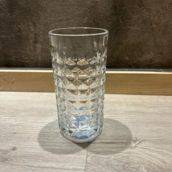 Florero tipo vaso alto de vidrio cuadriculado de 7 x 14 cm