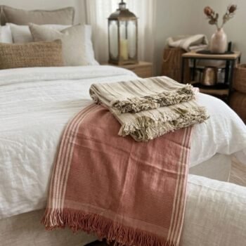 Manta / pie de cama de hilos de algodon natural rayada de 190 x 150 cm