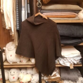 Poncho de lana marino chocolate Linea Calma
