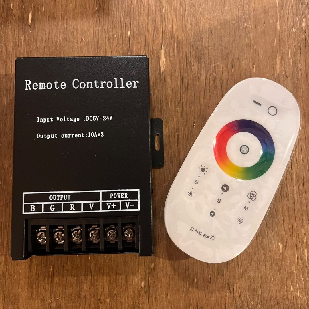 Controladora RGB Touch 30amp - 10amp por via