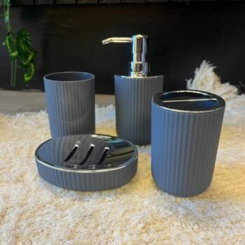 Set de 4 accesorios para baño en color gris topo