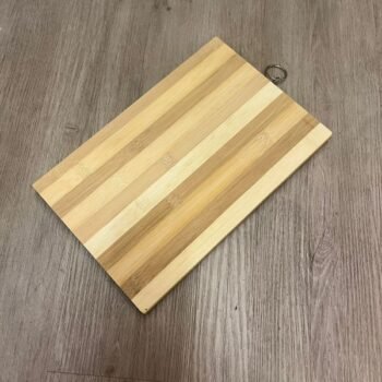 Tabla de bamboo rectangular rayada 20 x 30 cm
