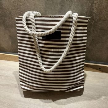 Bolso playero / Tote bag de arpillera estampada y manijas de cuerdas de 33 x 30 cm