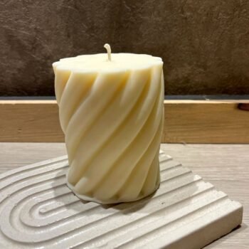 Vela de cera de soja aromatica Twist de 7 x 8,5 cm