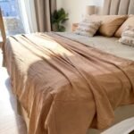 pie de cama de gaza marron