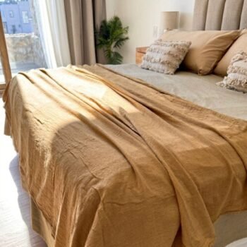 Pie de cama de gasa color camel de 220 x 160 cm