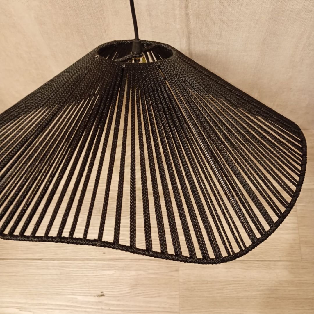 capelina chica cordon negro 1