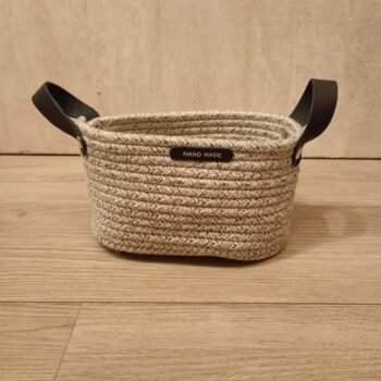 Cesta ovalada de fibras de algodon blanco con negro de 22 x 12 x 12 cm