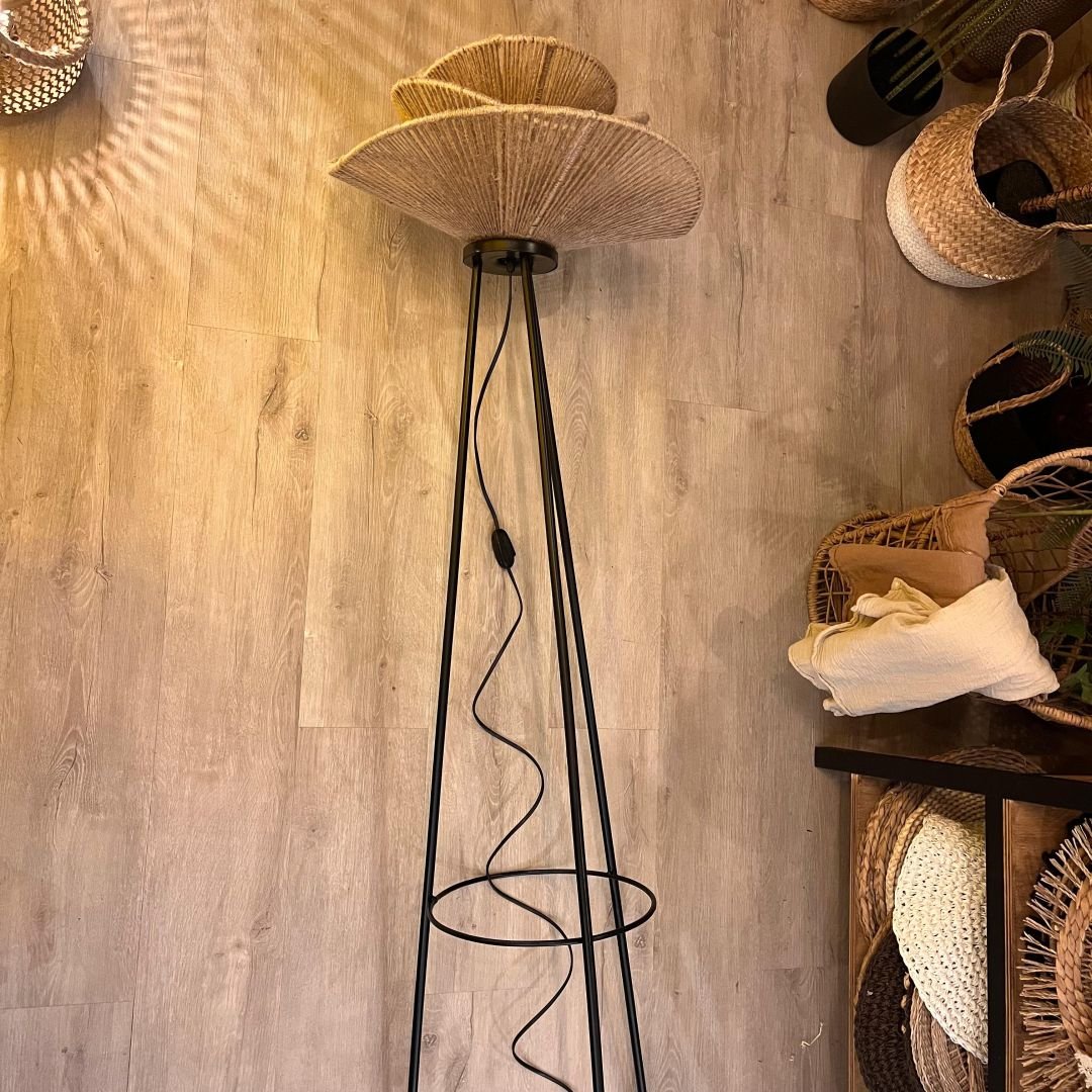 lampara de pie petal 3