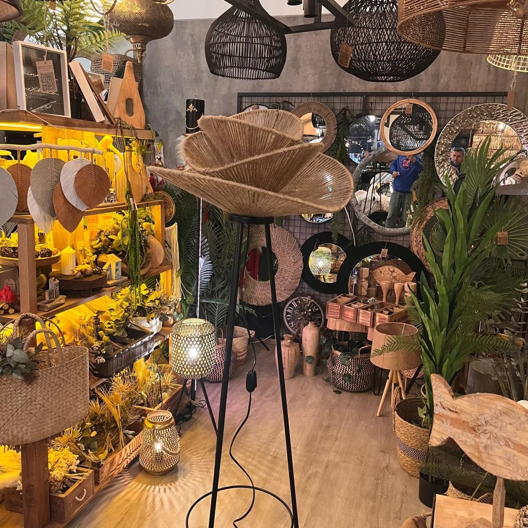 lampara de pie petal