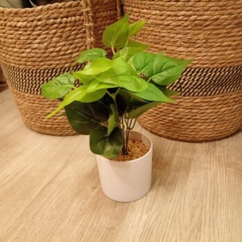 Planta de hojas verdes artificial de 35 cm en maceta blanca