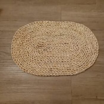 Plato de sitio / Individual Oval de fibras de rattan de 45 x 35 cm
