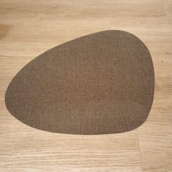 Plato de sitio individual de pvc gris melange Curve de 47 x 34 cm