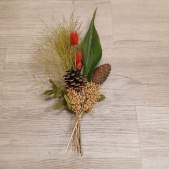 Ramo de flores preservadas piñas de navidad de 30 cm