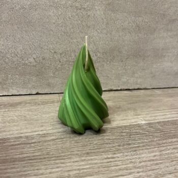 Vela aromatica de cera Pino twist navideño verde de 7 x 10 cm