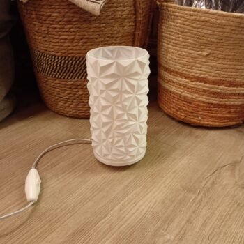 Velador tube 3D facetado de 12 x 23 cm