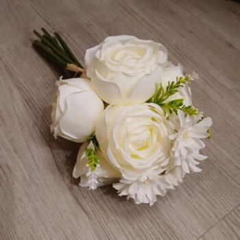 Ramo de rosas blancas tupidas artificiales de 30 cm