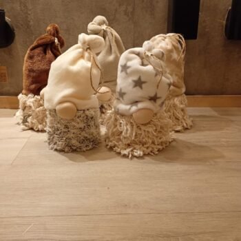 Adorno navideño muñeco duende artesanal de tela grande de 30 cm