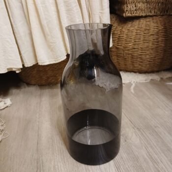 Florero botellon de vidrio fume circular de 30 cm