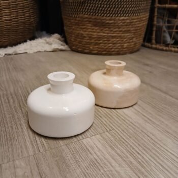 Florero de cemento pintado modelo Oslo de 9 x 7 cm