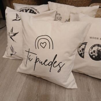 Almohadon estampado de lienzo de 40 x 40 x 15 cm