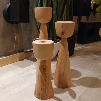 Candelabro de madera torneada modelo Nativo
