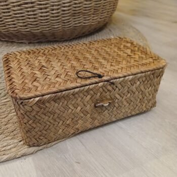 Cesto de bambu con tapa rectangular de 23 x 13 x 9 cm