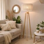 Velador de pie estilo nordico de madera con pantalla de cordon crudo de 160 cm