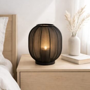 Velador artesanal de microtul negro modelo Guiza 30 x 22 cm