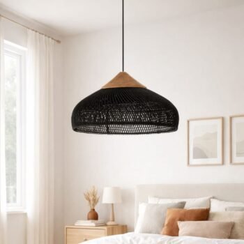 Colgante artesanal Laos de Ratan negro con base de madera de 50 x 25 cm