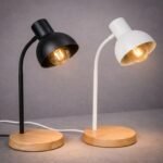 Velador de metal brazo flexible base redonda modelo Palau madera de 45 cm