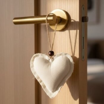 Adorno colgante corazon de liencillo liso