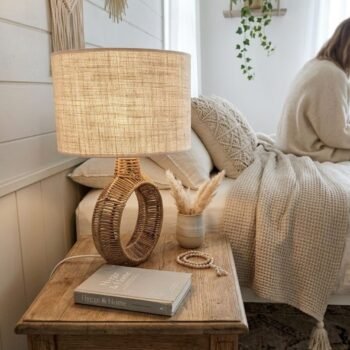 Velador / Lampara de mesa modelo Olmo circular de 50 x 30 cm