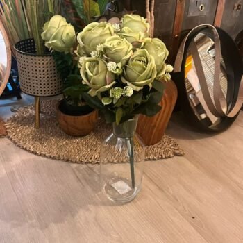 Ramo tupido de rosas verdes artificiales y hojas de 50 cm