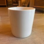 Porta maceta de ceramica blanco tamaño grande de 16 cm