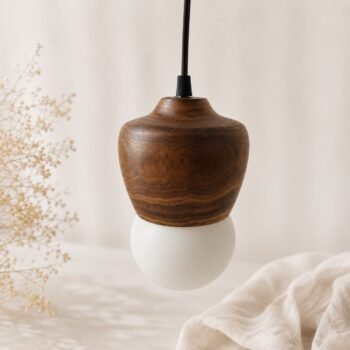 Colgante artesanal chico de madera torneada y vidrio