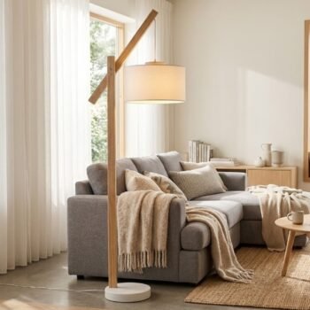 Lampara de pie modelo Katea de madera paraiso y pantalla colgante blanca 155 cm