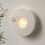 Luz lampara auxiliar led inalambrica con sensor recargable y 3 tonos de luz